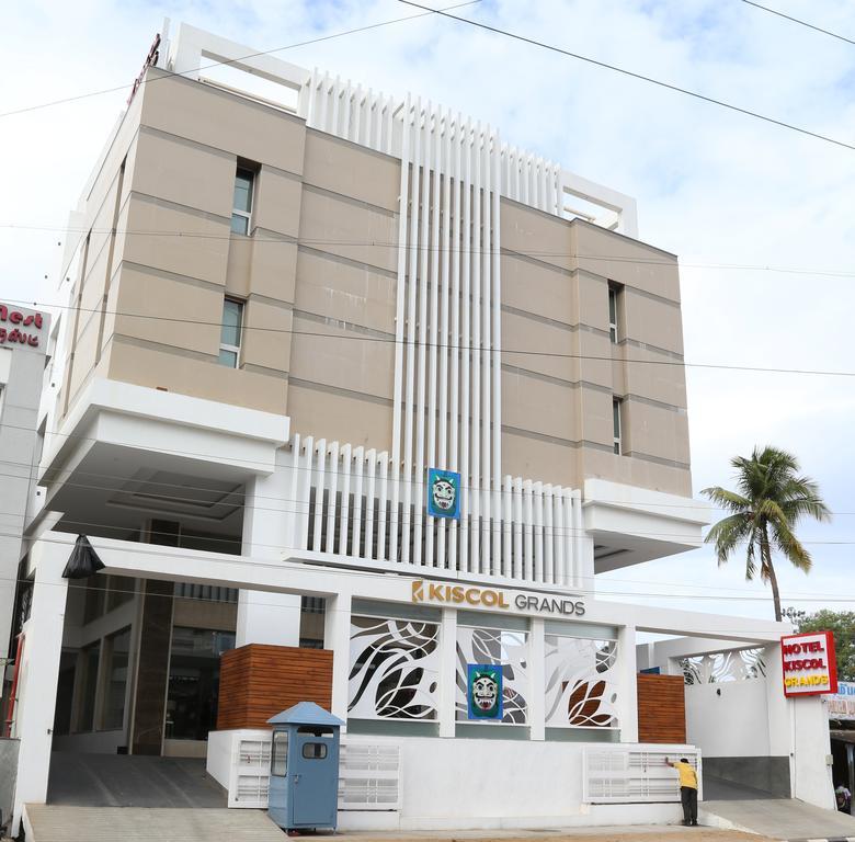 Kiscol Grands Hotel Coimbatore Exteriör bild