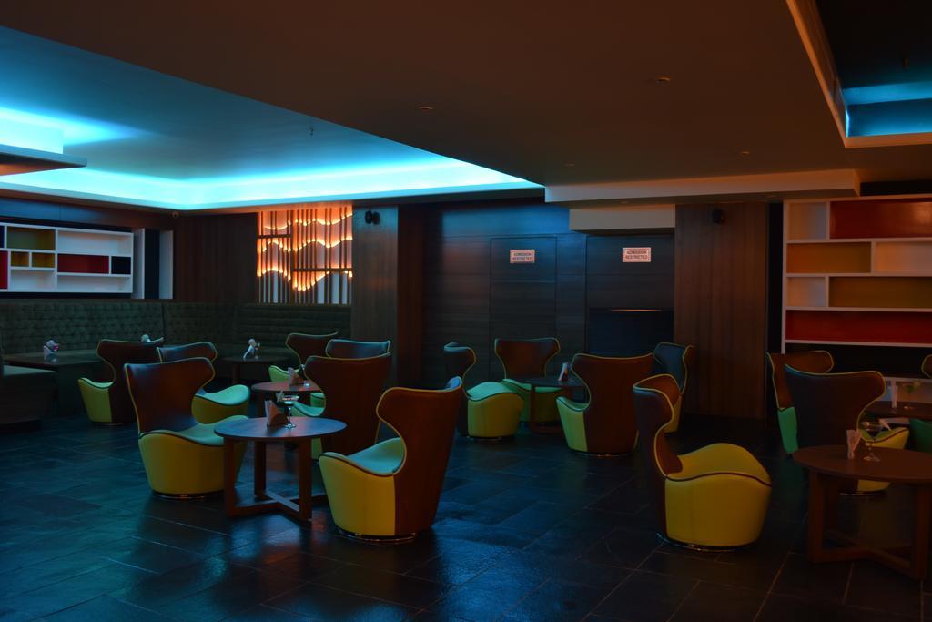 Kiscol Grands Hotel Coimbatore Exteriör bild