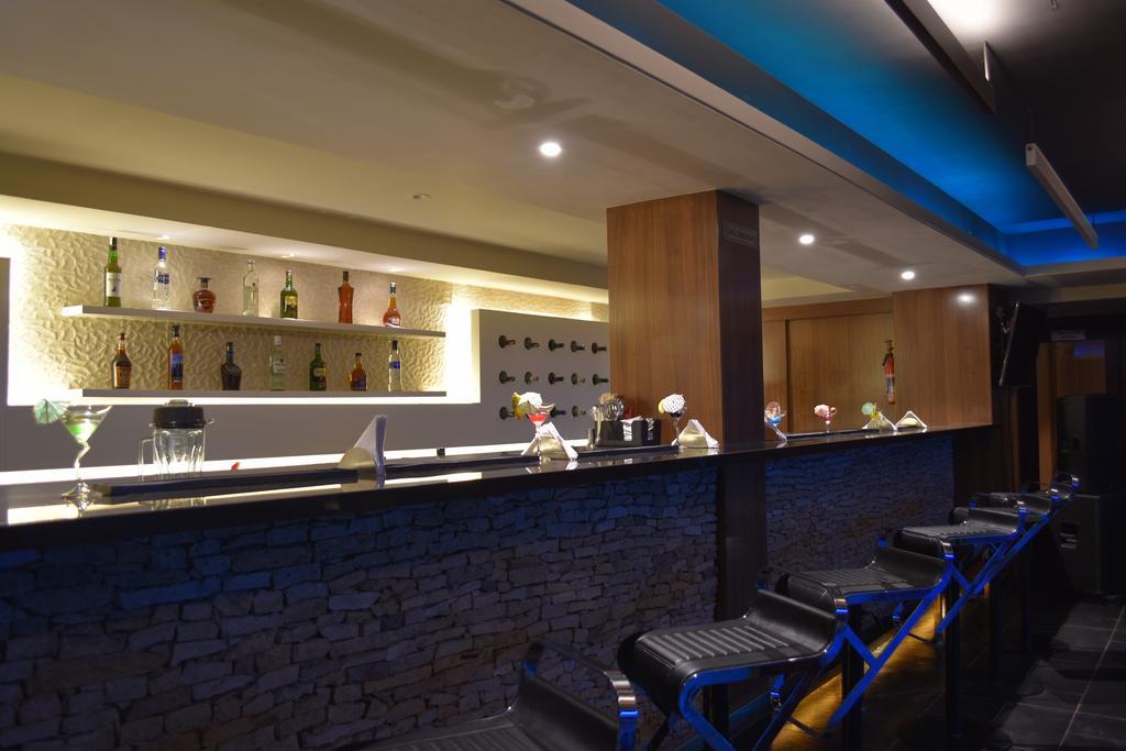 Kiscol Grands Hotel Coimbatore Exteriör bild